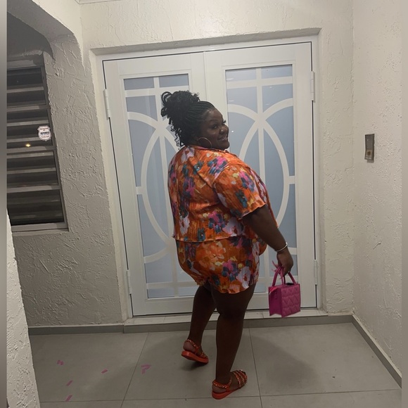 Fashion Nova Curve Cora Plisse Short Set Orange/Combo - Picture 2 of 6